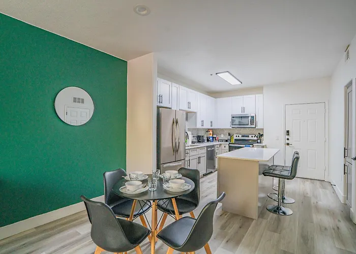 Stylish 1bd Walk To Westgate Pool Gym Wd Apartment Glendale
